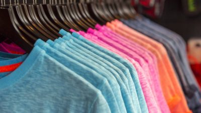 personnalises-entreprise-attrayants-shirts-rendre
