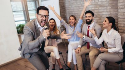 seminaire entreprise karaoke